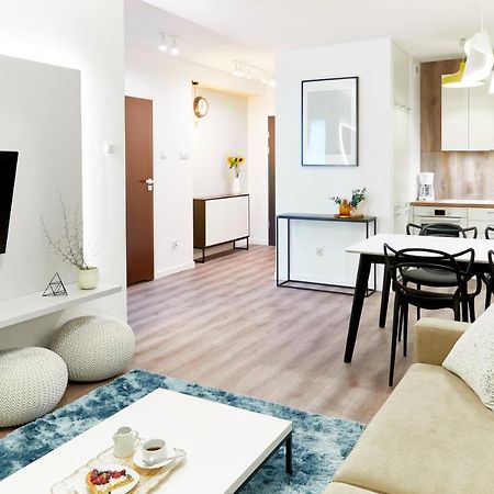 Mojito Apartments - Botanica II วรอตซวาฟ ภายนอก รูปภาพ